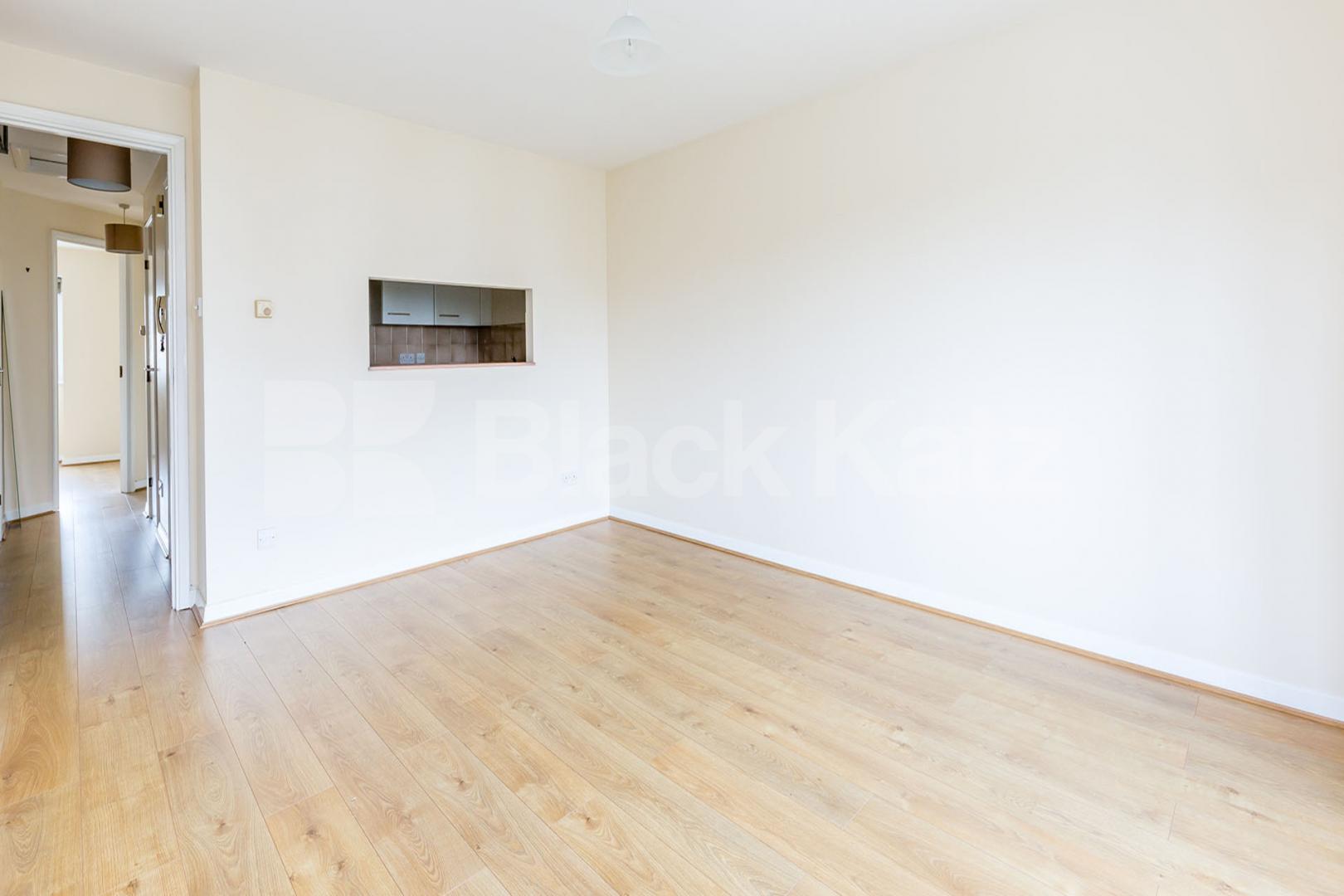 Large reception, 2 double bedroom rooms on a quiet residential street  Bunning Way , Caledonian Road 